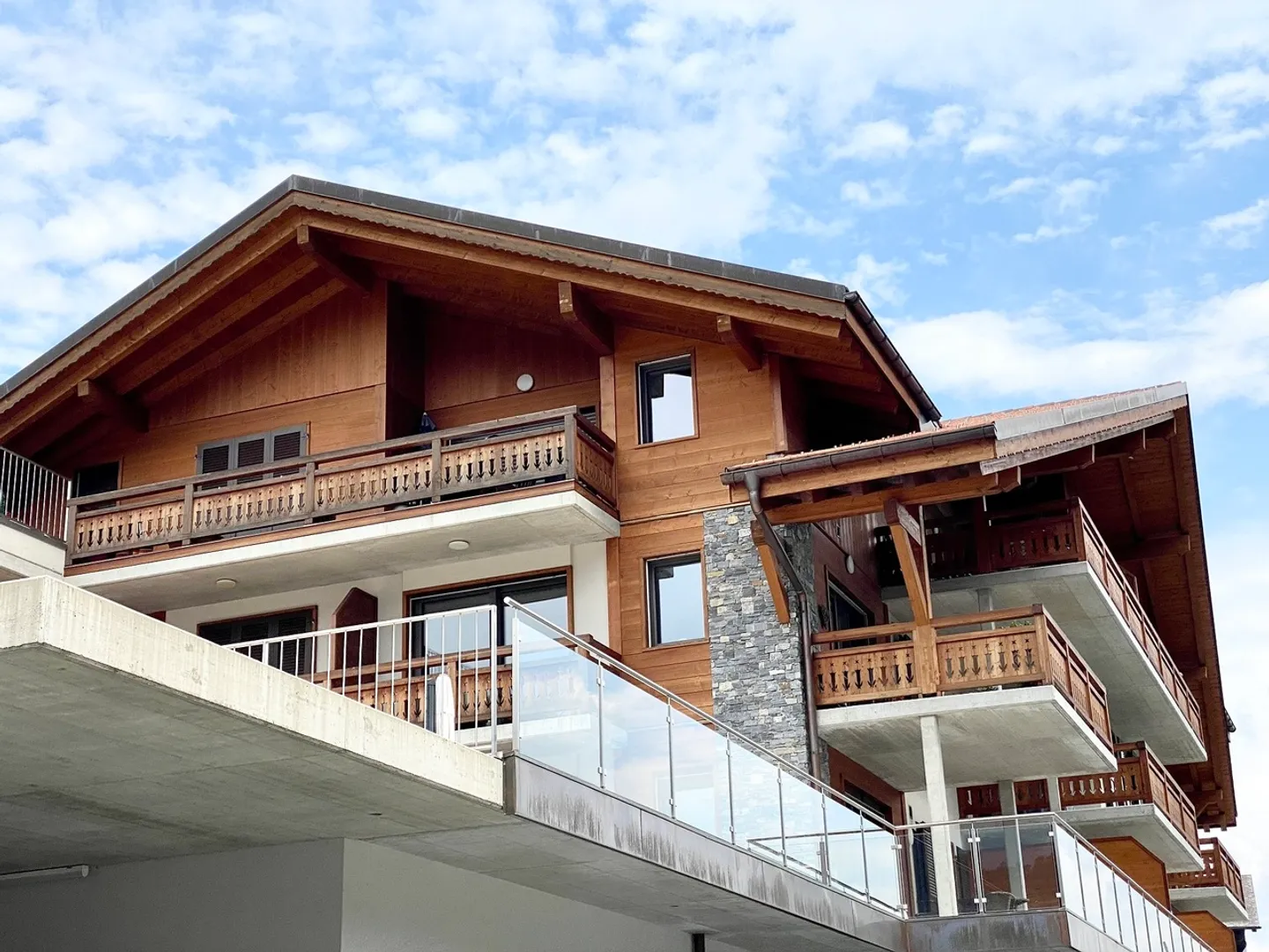 Charmante Chalet Wohnung - Foto 1 von 4