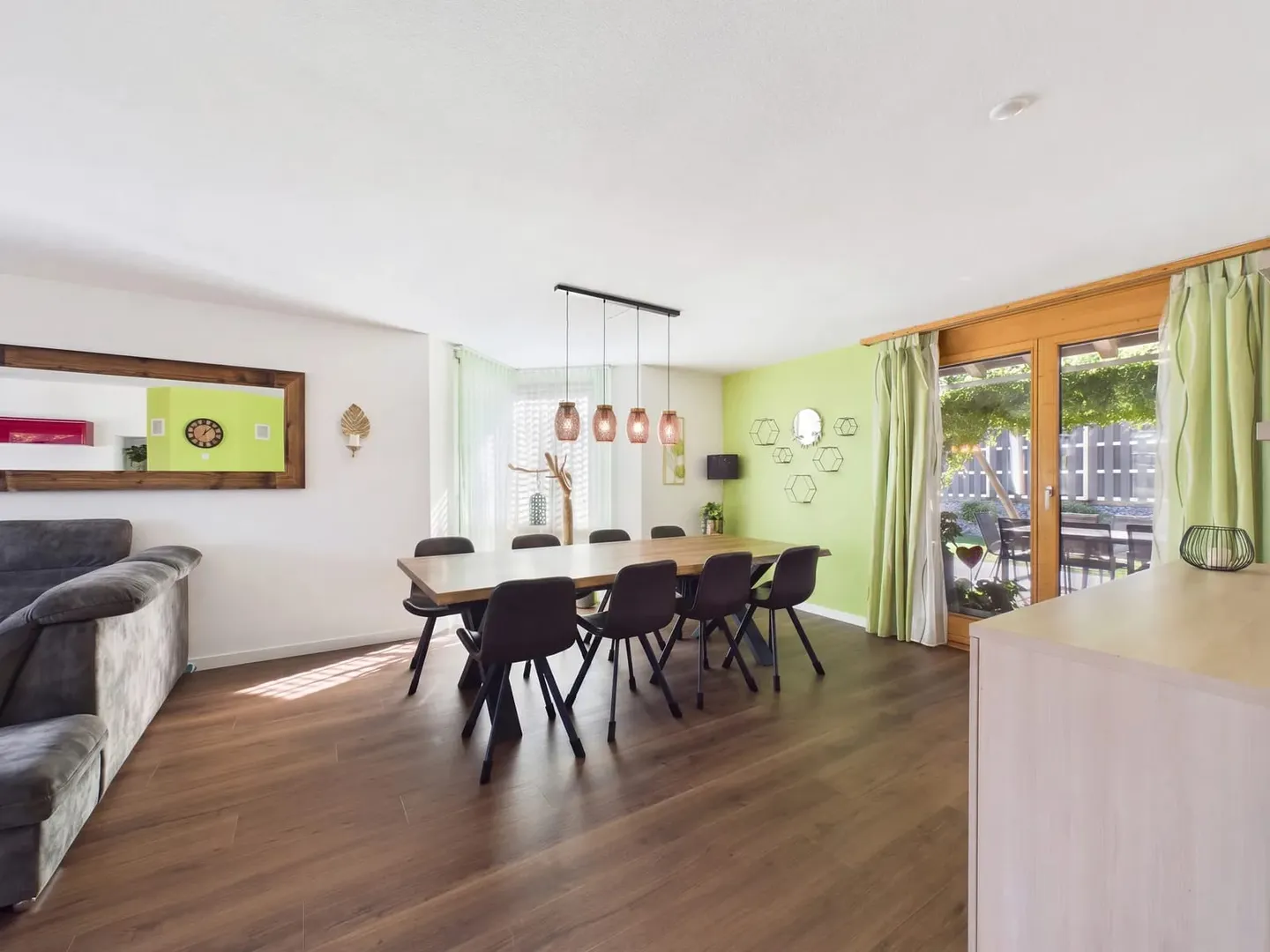 Geräumiges Familien-Doppeleinfamilienhaus - Foto 4 von 11