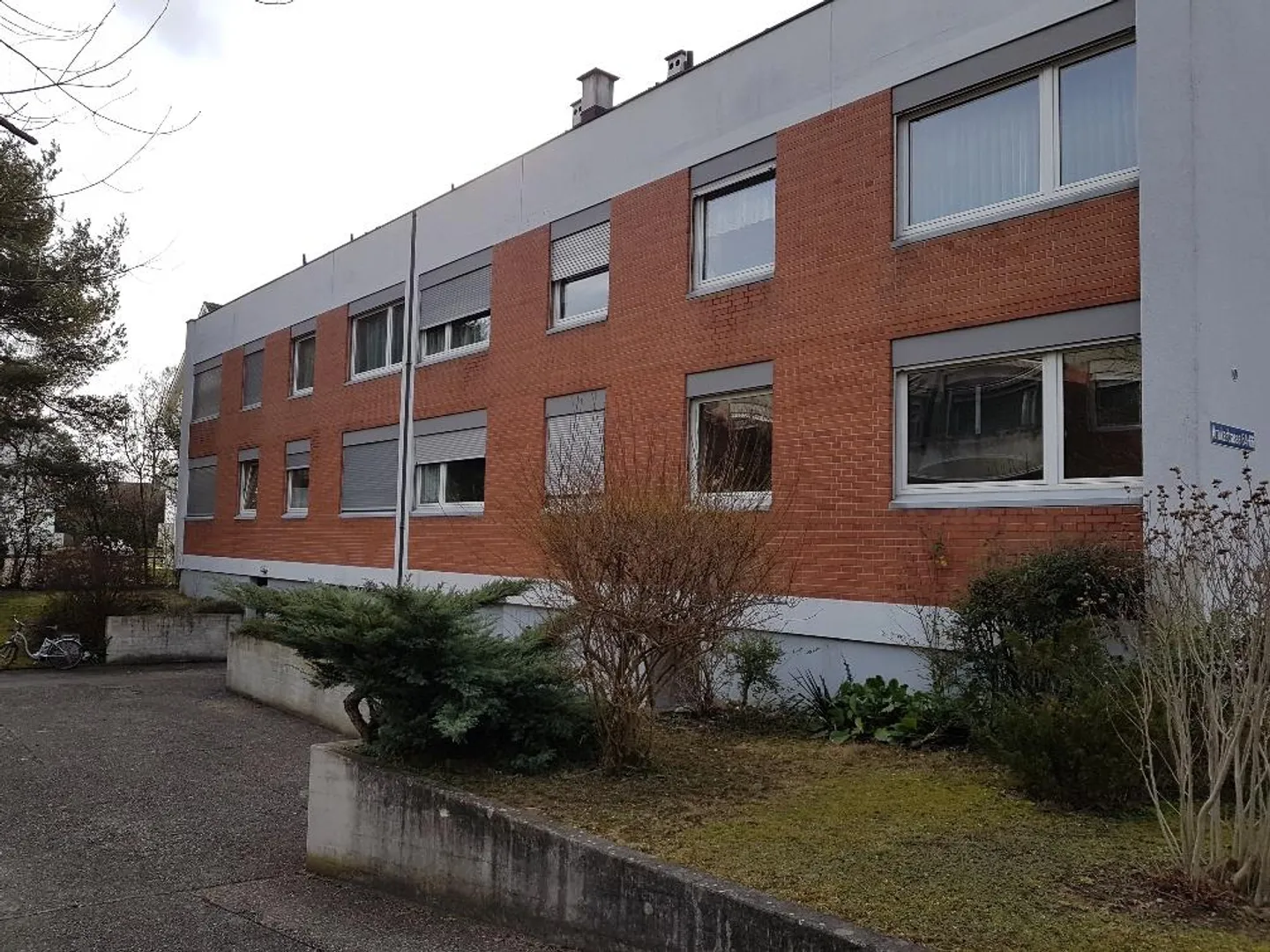 Appartamento mansardato di 2 stanze a Riehen - Foto 2 di 6
