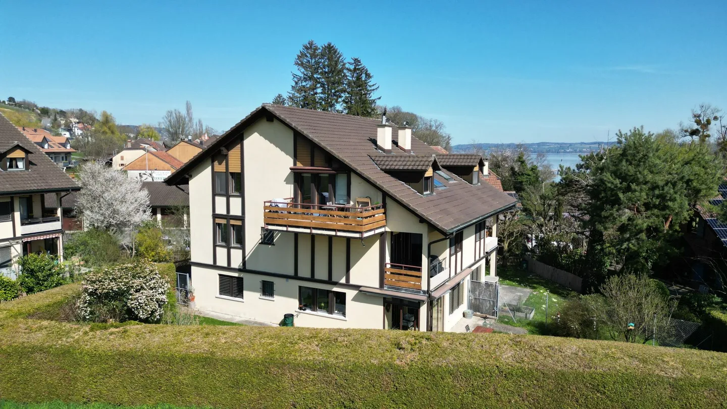 Sensazione di vita mediterranea a Vallamand - Maisonette con galleria e vista lago - Foto 34 di 37