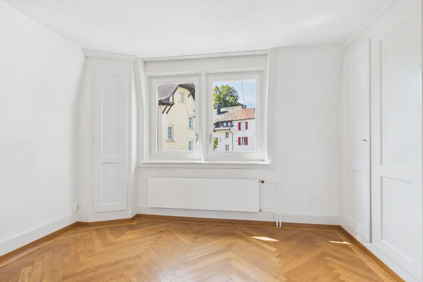 Historic Bern Townhouse with a 7.5 and a 3-Room Apartment - Photo 14 of 20