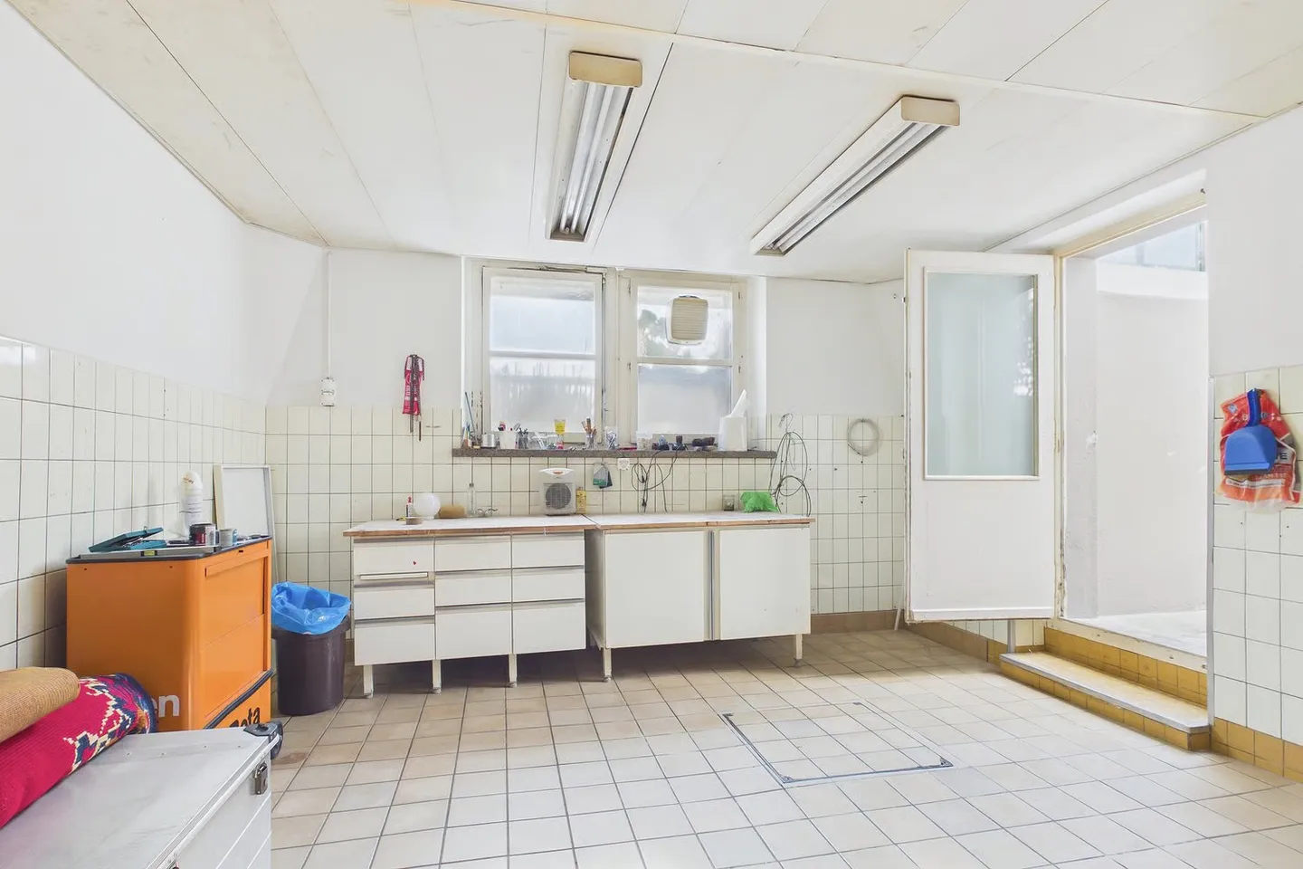 Historic Bern Townhouse with a 7.5 and a 3-Room Apartment - Photo 19 of 20