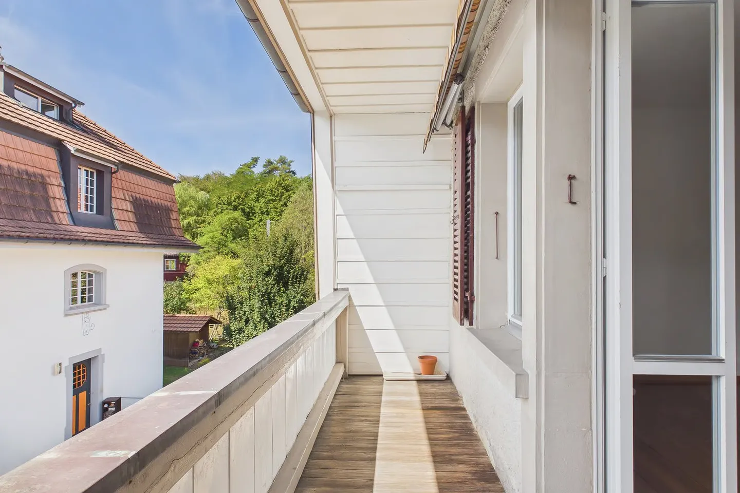 Historic Bern Townhouse with a 7.5 and a 3-Room Apartment - Photo 12 of 20