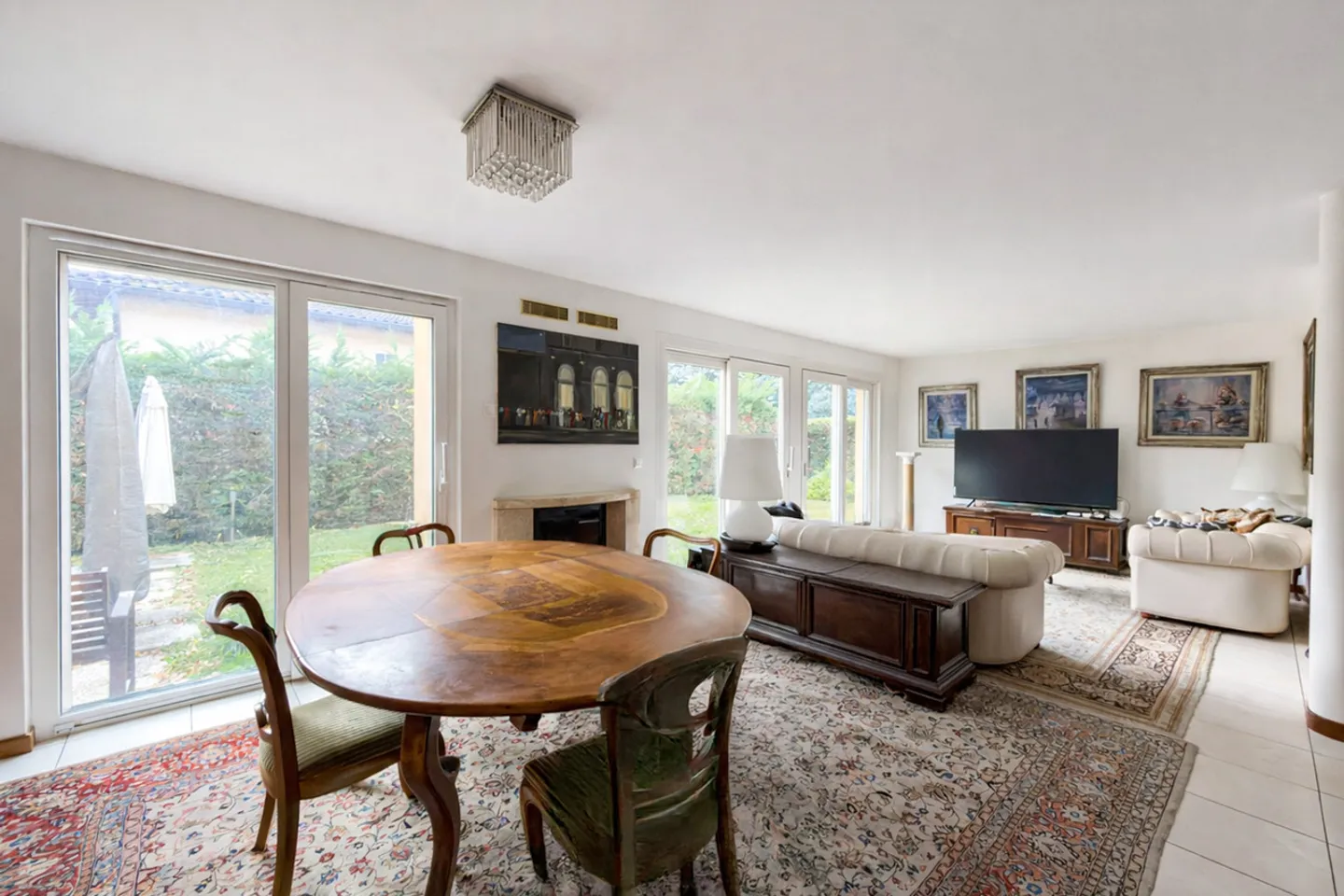 Einfamilienhaus kaufen - Foto 1 von 11