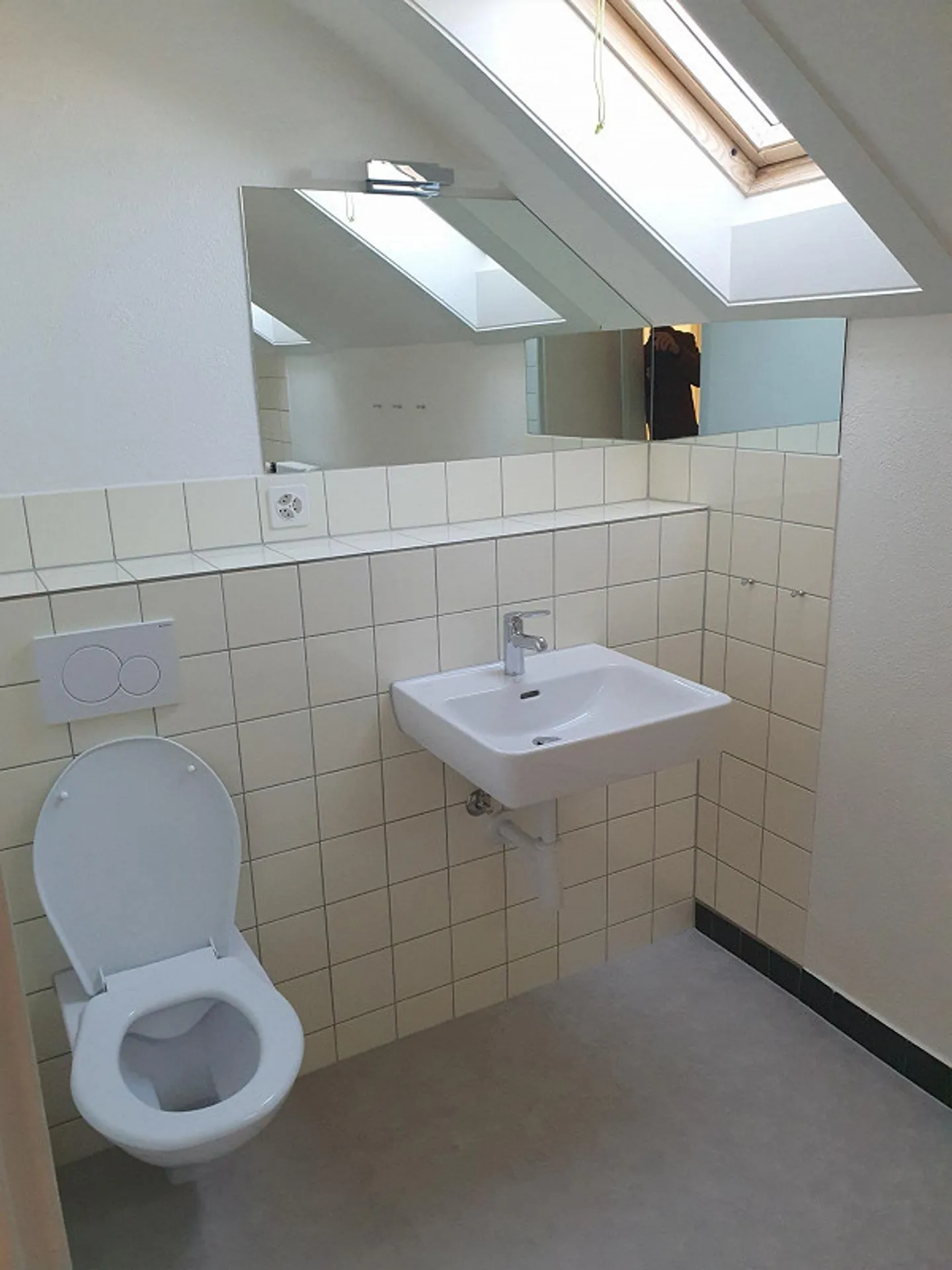 Appartamento mansardato di 2 stanze a Riehen - Foto 6 di 6