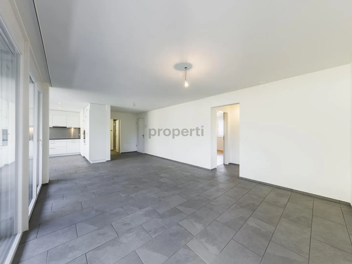 Appartement de jardin unique de 4,5 pièces à Laufen, canton de BL - Photo 4 sur 16