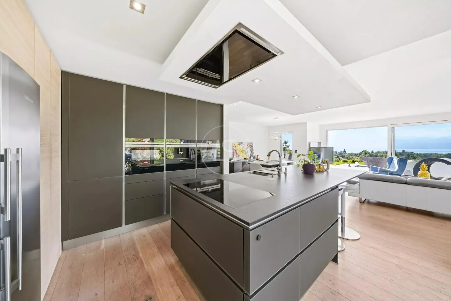 Villa contemporanea con vista lago - Foto 7 di 13