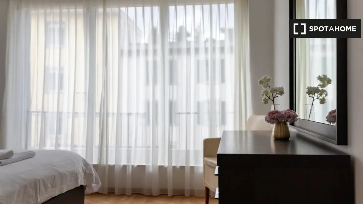 Discover, visit, and rent your new home online with complete confidence. - Photo 1 of 14