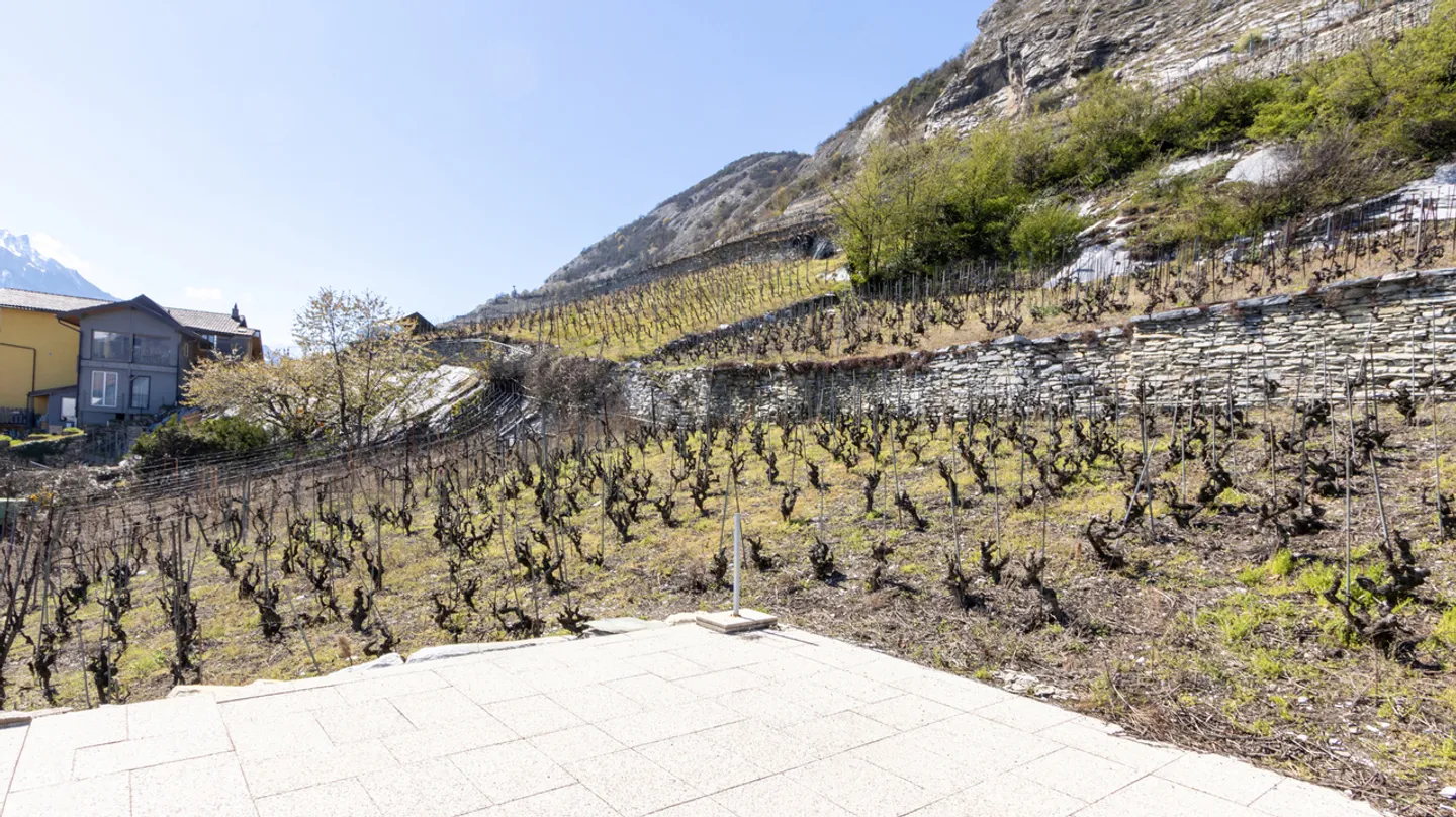 Charming Villa in Ardon - Photo 12 of 14