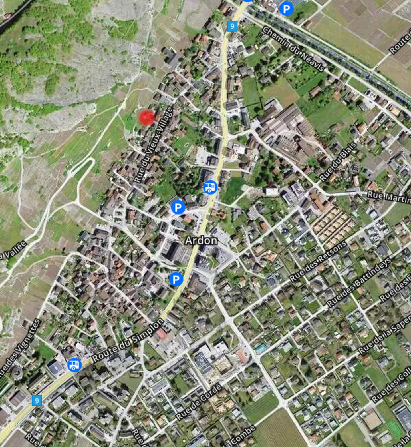 Charming Villa in Ardon - Photo 13 of 14