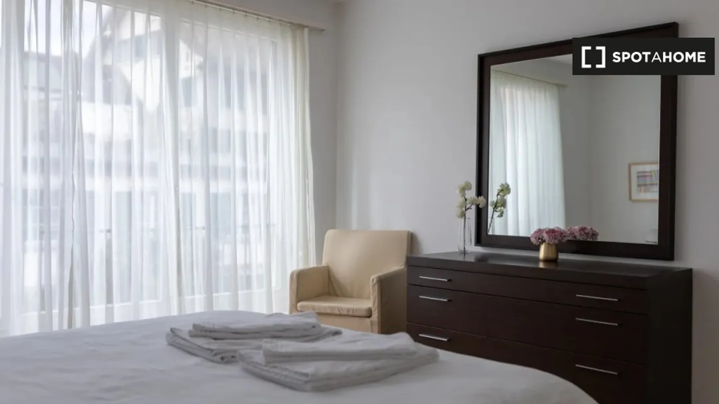 Discover, visit, and rent your new home online with complete confidence. - Photo 11 of 14