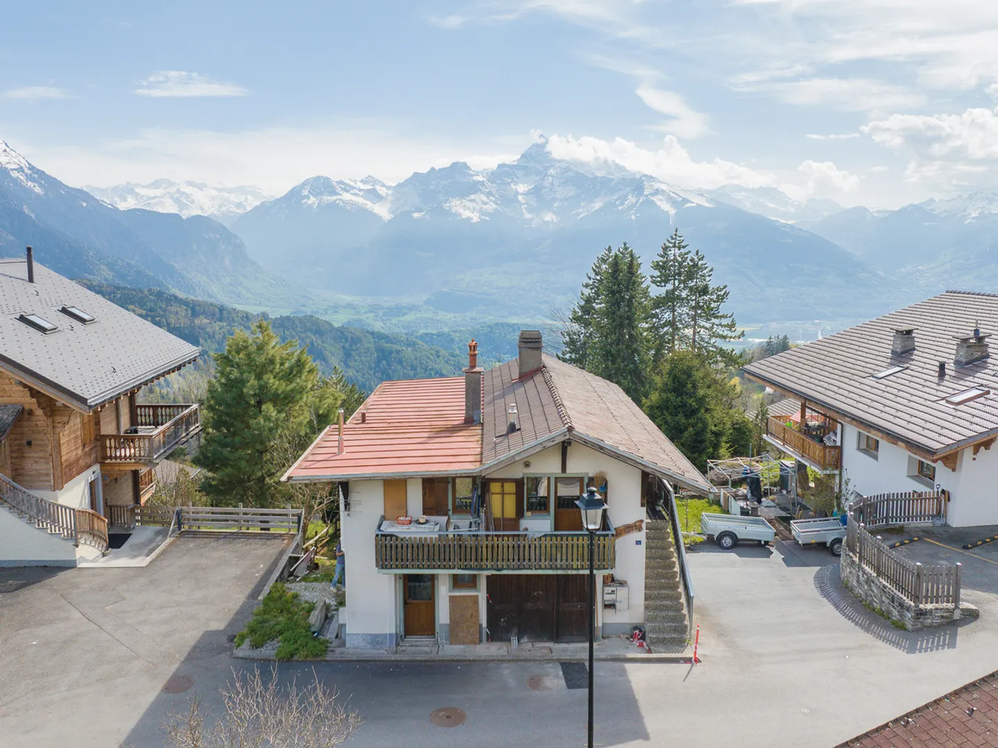 Ertragschalet - 3 unabhängige Wohnungen teilweise zu renovieren mit Panoramablick & starkem Vermietungspotenzial - Foto 25 von 25