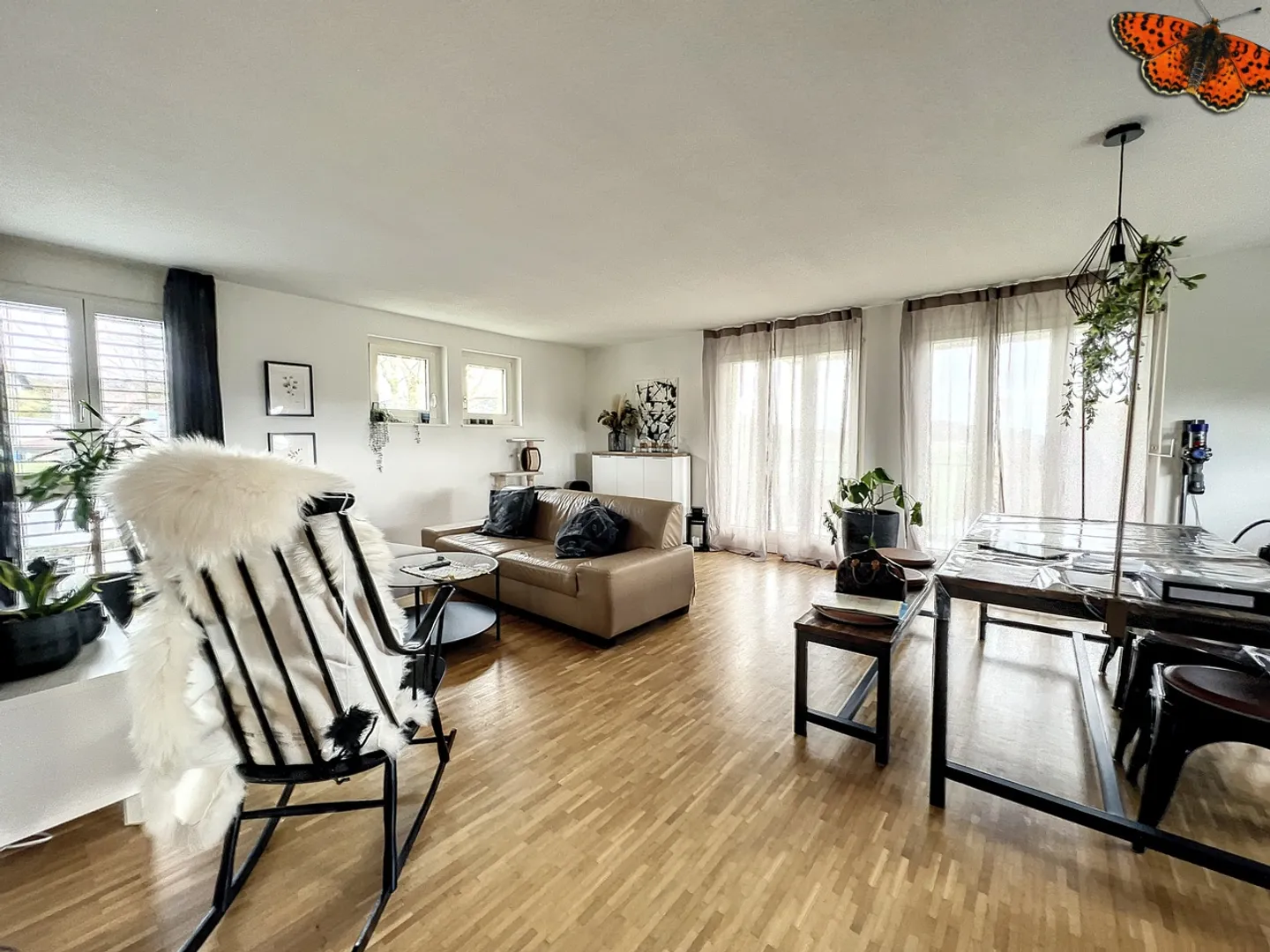 4 ½ ROOMS - In a quiet location - Photo 2 of 8