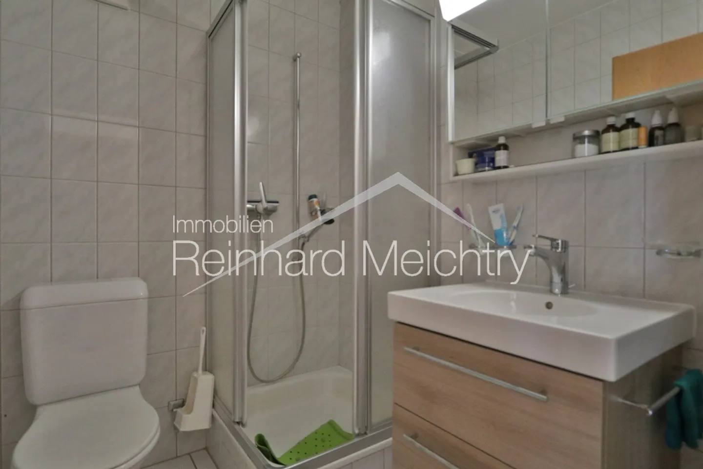 Appartement au rez-de-chaussée de 2,5 pièces avec coin salon confortable - Photo 13 sur 19