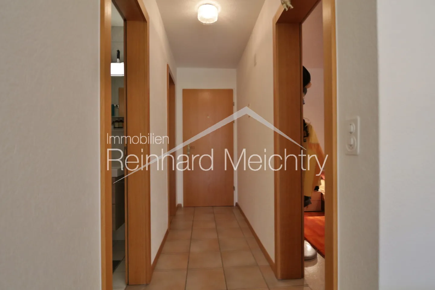 Appartement au rez-de-chaussée de 2,5 pièces avec coin salon confortable - Photo 17 sur 19