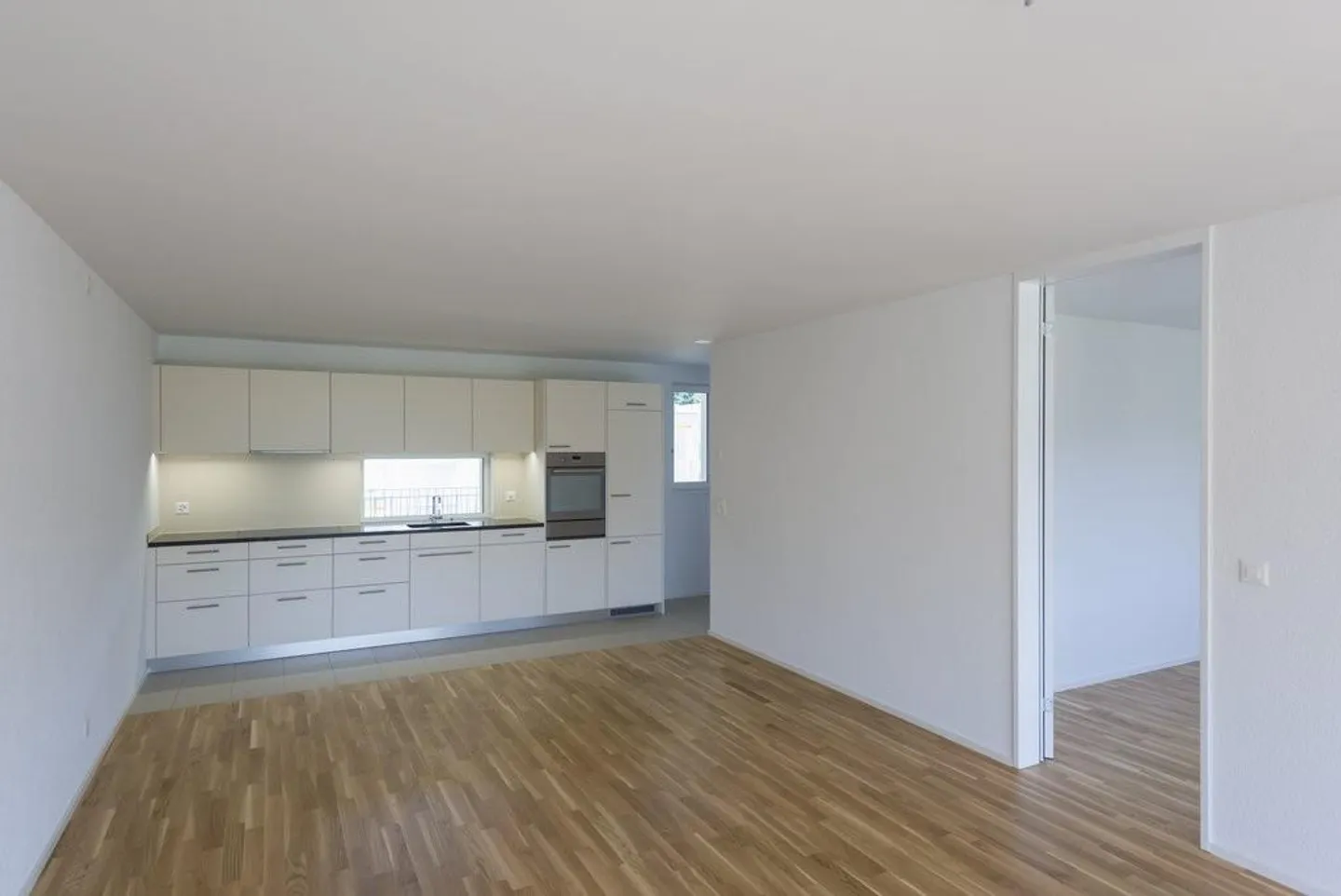 Moderne 2.5-Zimmerwohnung im Zentrum Boll - Foto 1 von 7
