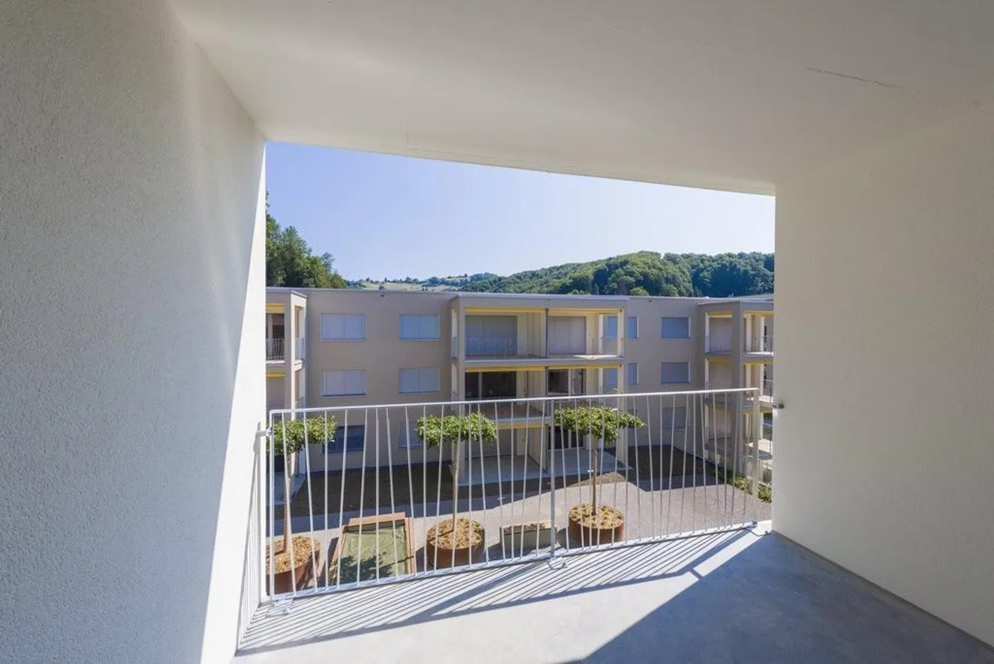 Moderne 2.5-Zimmerwohnung im Zentrum Boll - Foto 7 von 7