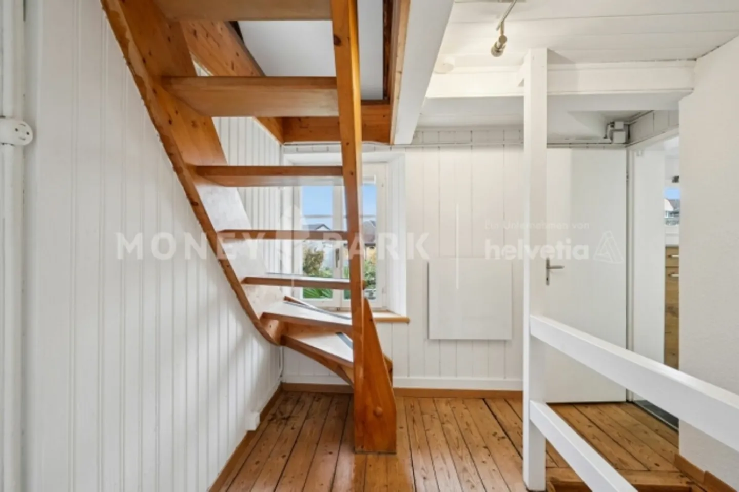 Charming 4.5-Room House in Central Location - Photo 7 of 11