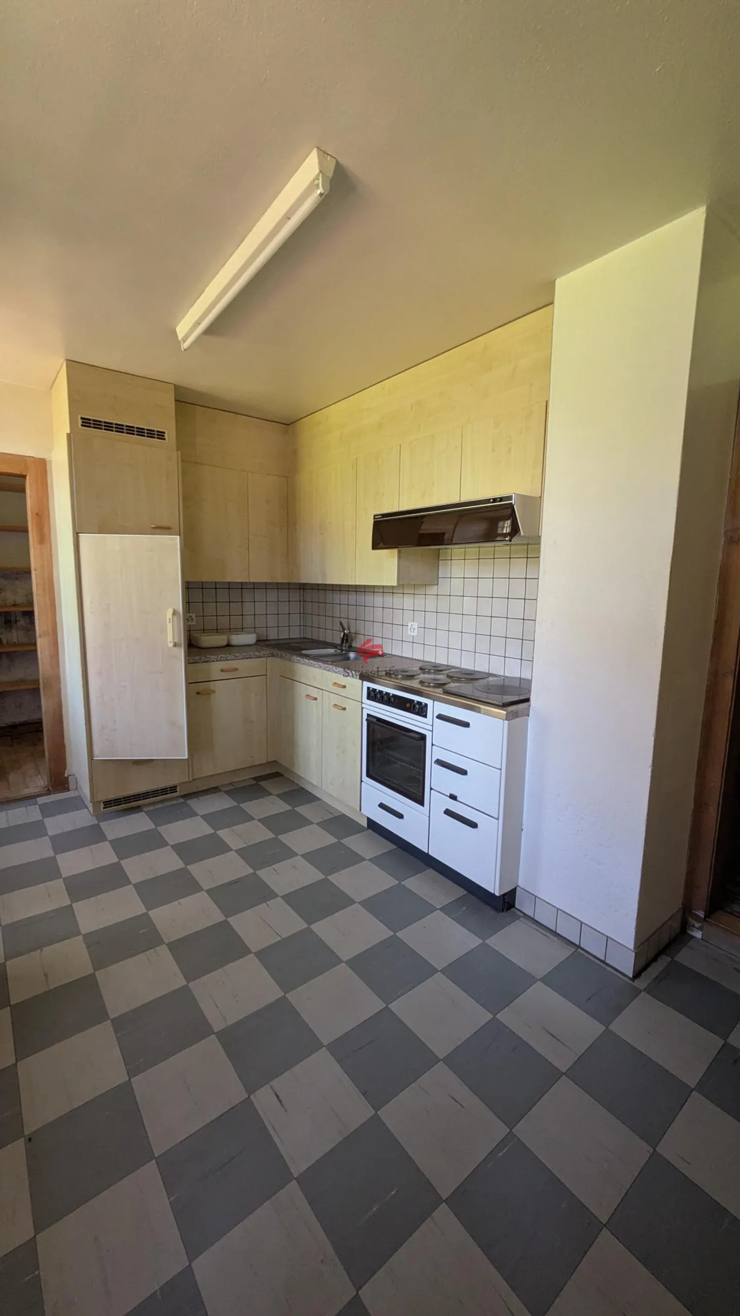 Gioiello storico del 1570 nelle Alpi di Schwyz - Foto 10 di 13