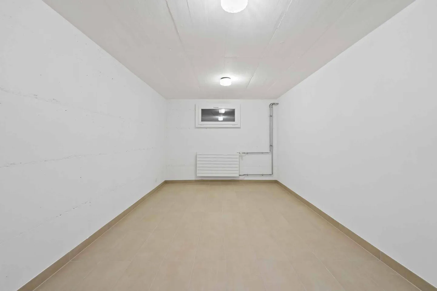 Renovated Villa in Yens - Photo 12 of 12