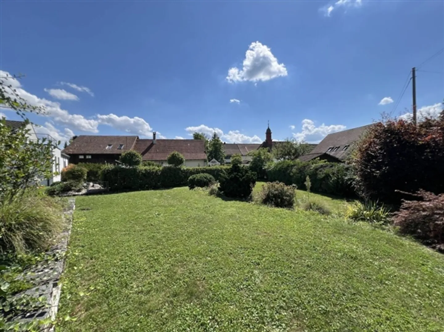 Maison individuelle indépendante dans un endroit calme avec un grand jardin - Photo 5 sur 11