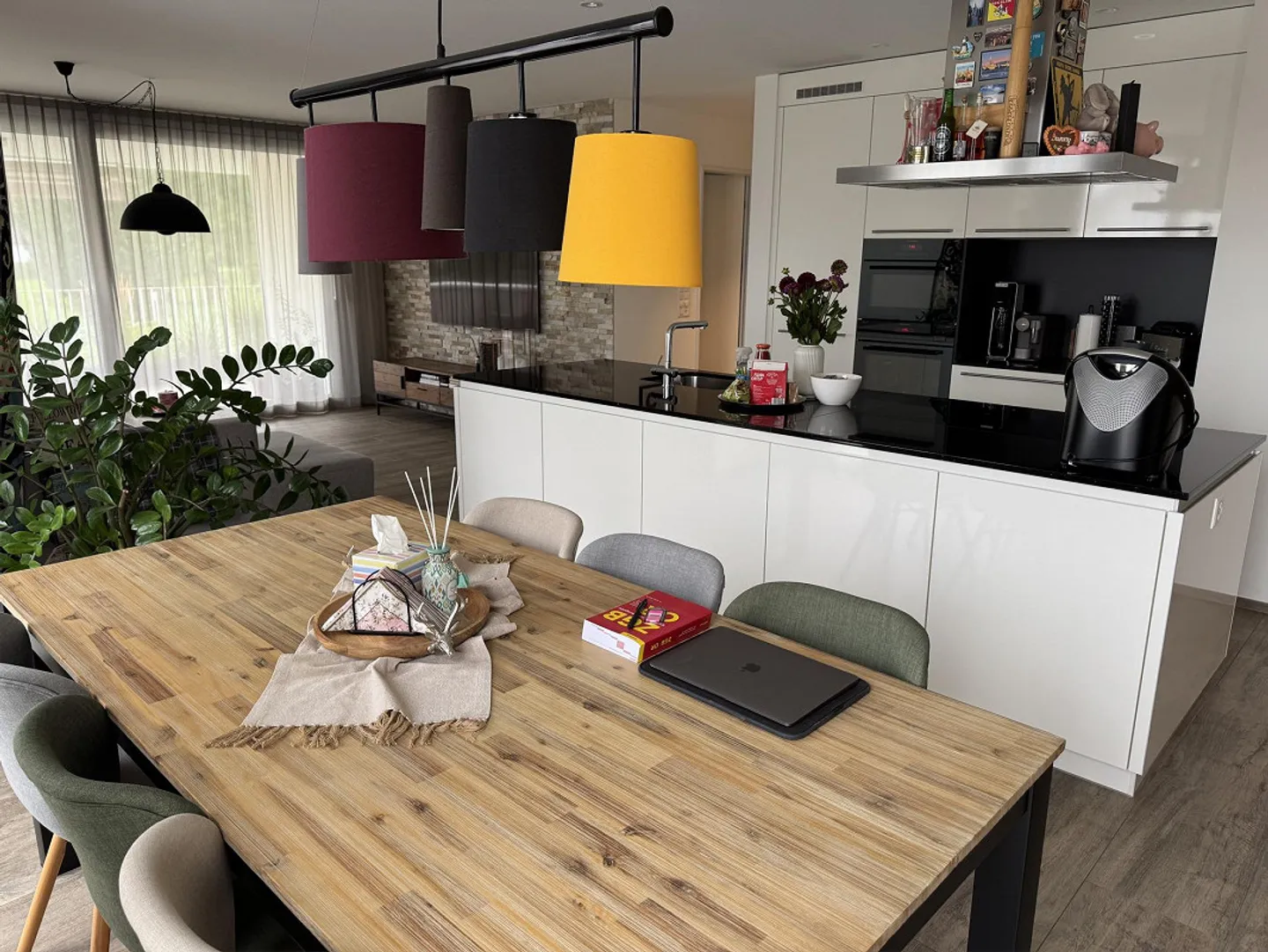 Exclusive 4.5-room apartment in a 3-family house with terrace - Photo 2 of 23