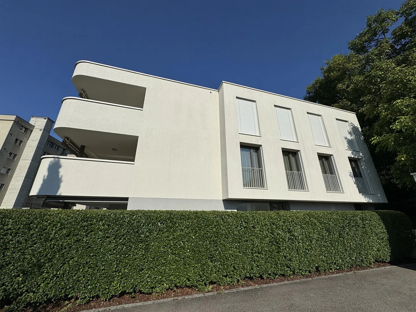 Exclusive 4.5-room apartment in a 3-family house with terrace - Photo 20 of 23