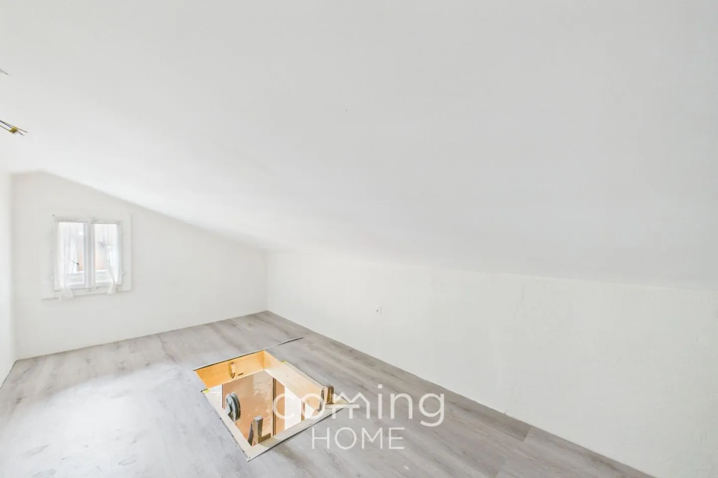 Metà di una casa con tre unità abitative a Saas-Balen - Foto 7 di 12