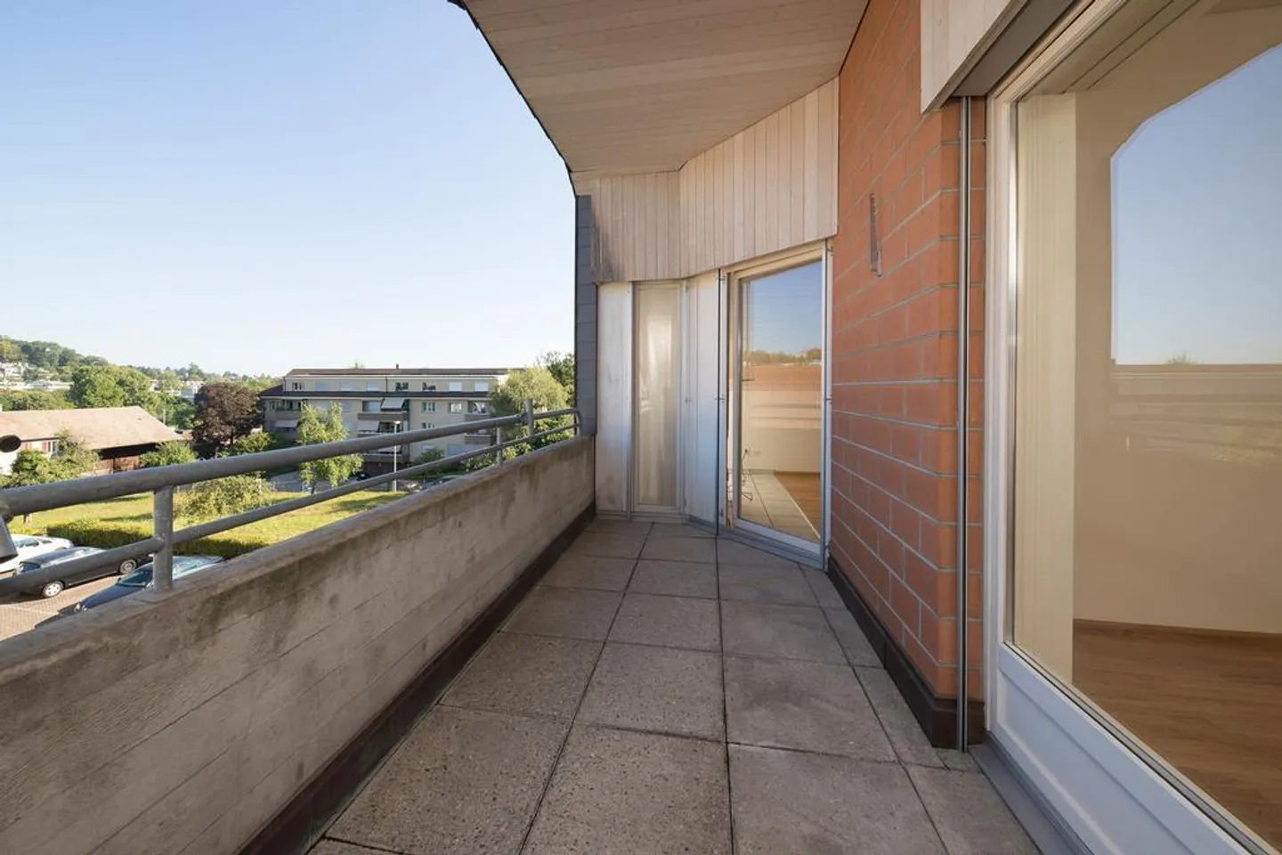 Appartamento attico attraente di 2,5 stanze a Bottmingen - Foto 6 di 8