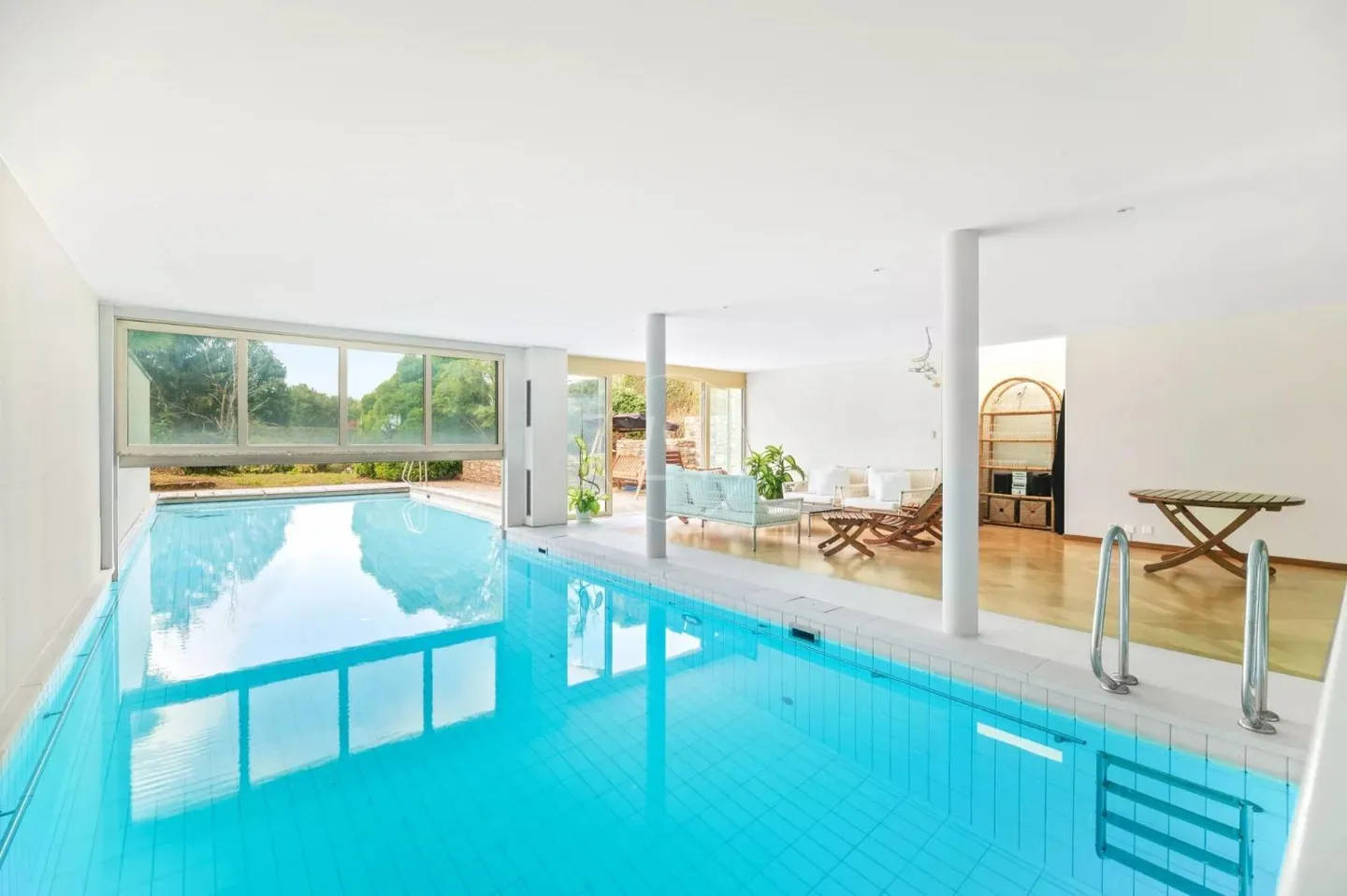 Charmante Immobilie zu renovieren, Aussicht und Innenpool in St-Légier - Foto 13 von 13