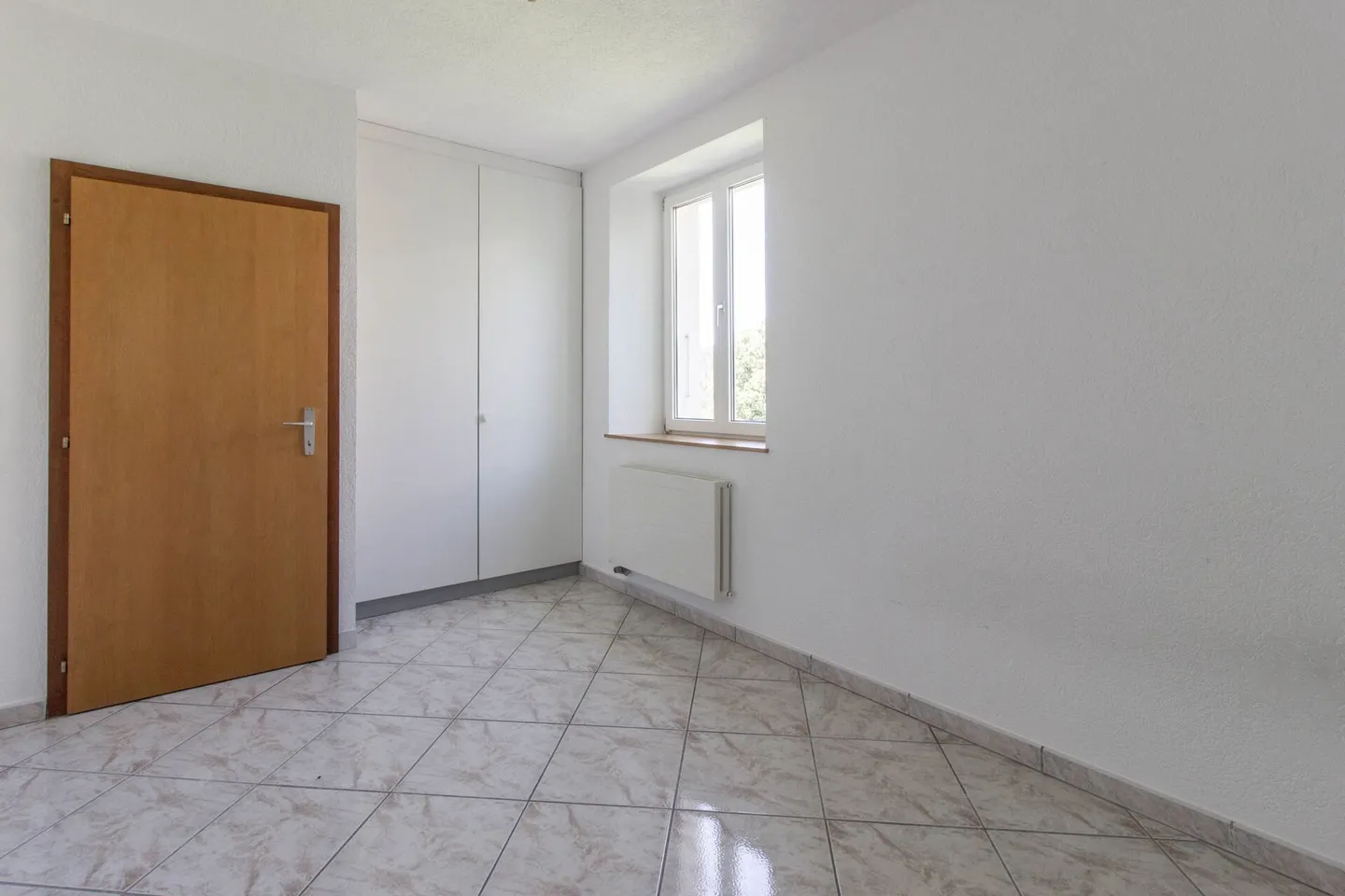 Appartamento 5,5 locali al 1° piano a Brenets - Foto 9 di 13