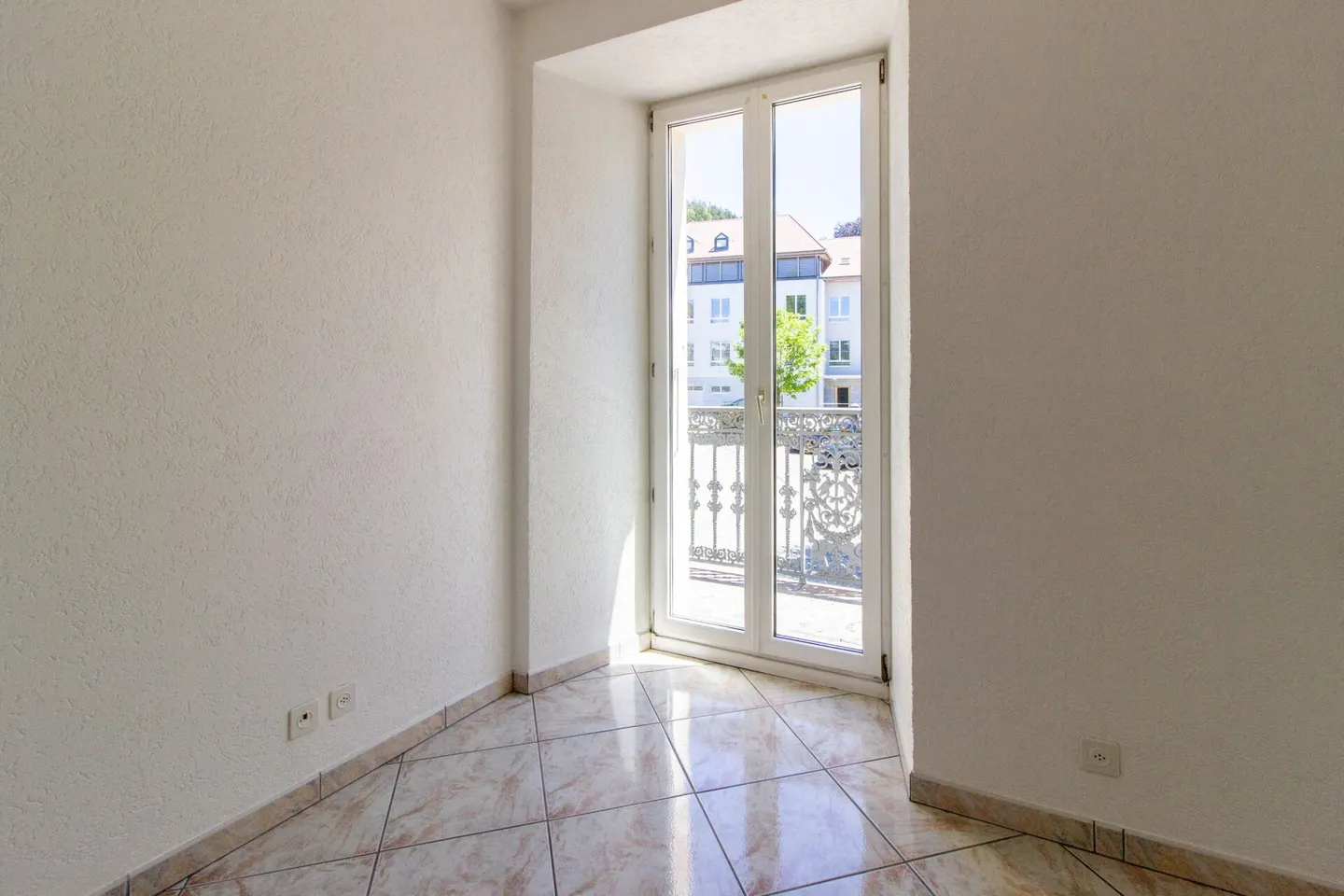Appartamento 5,5 locali al 1° piano a Brenets - Foto 7 di 13
