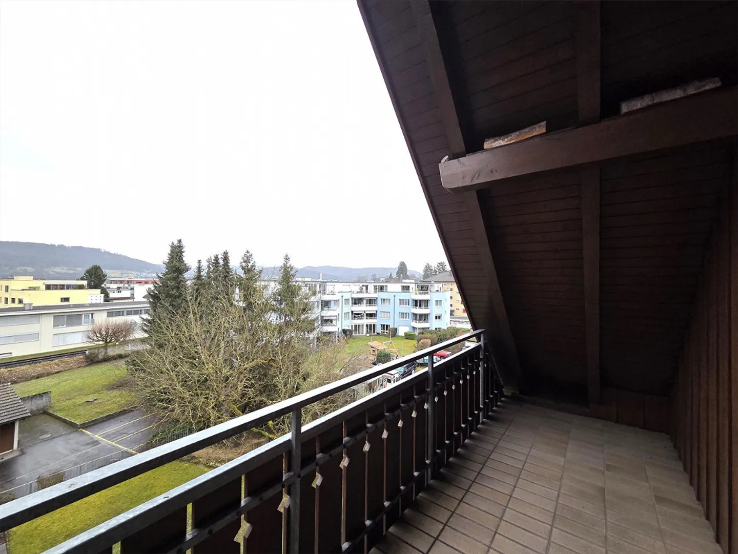 Appartement en duplex situé au centre avec grande galerie supplémentaire - Photo 14 sur 15