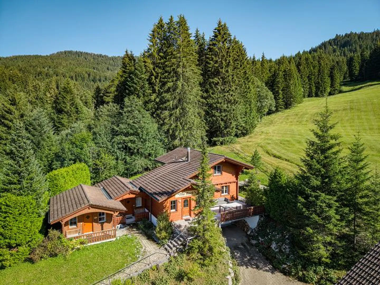 Complesso di Chalet ad Alpthal - Foto 1 di 8