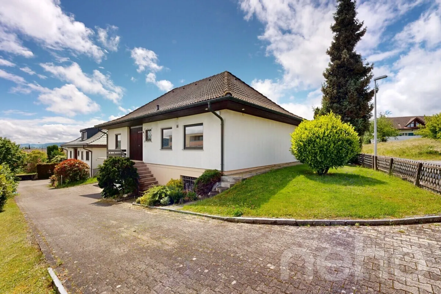 Charmantes Familienhaus mit Garten - Foto 11 von 12