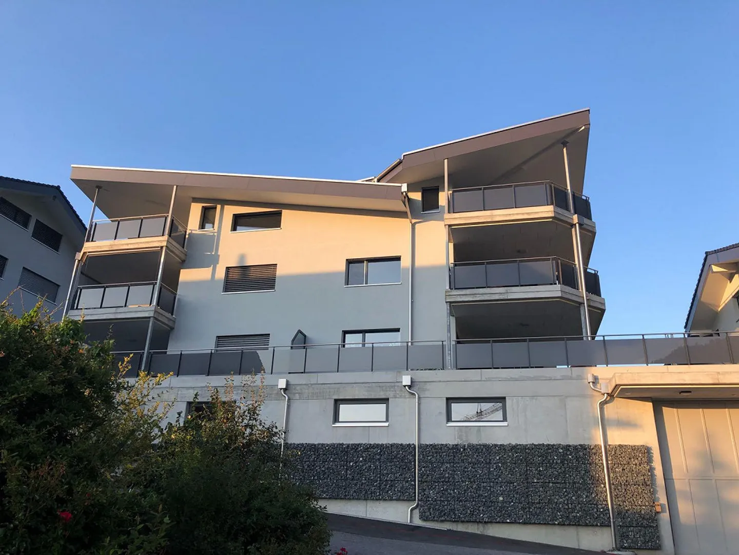 Bellissimo appartamento di 2.5 locali con finiture di alto livello - Foto 1 di 10