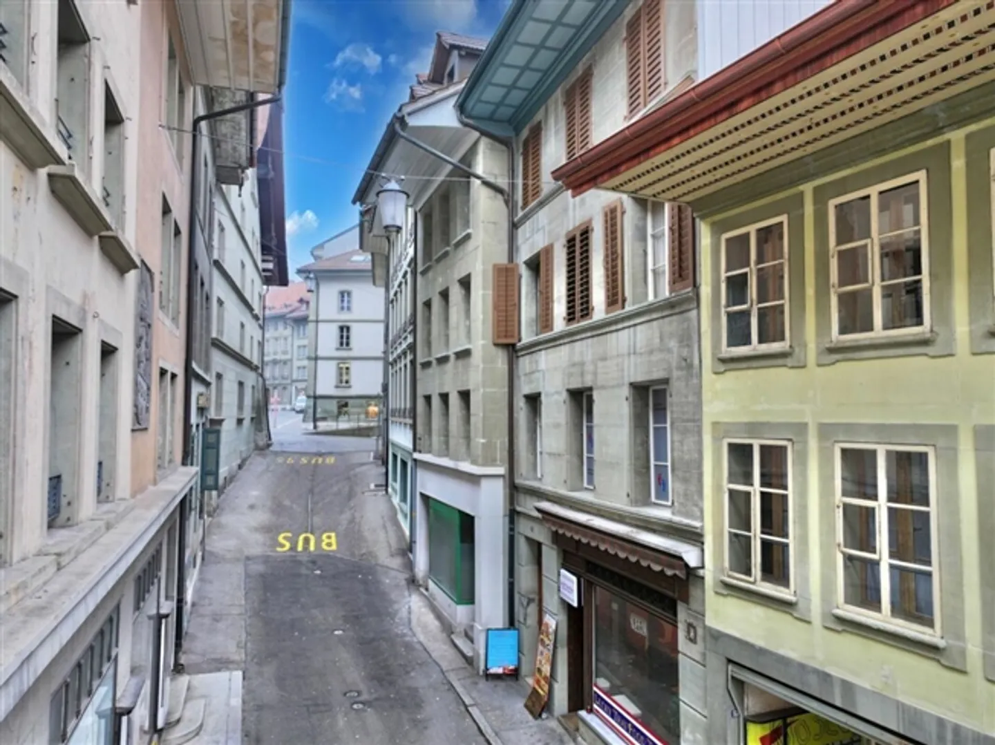 Attractive commercial space in the heart of Burgdorf - Photo 5 of 7