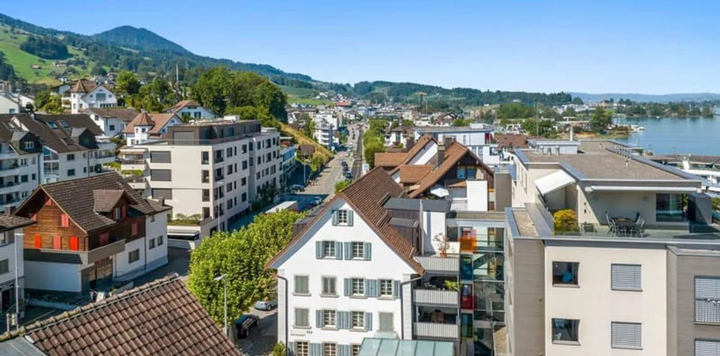 Appartamento da sogno di 4,5 stanze in affitto ad Altendorf - Foto 10 di 10