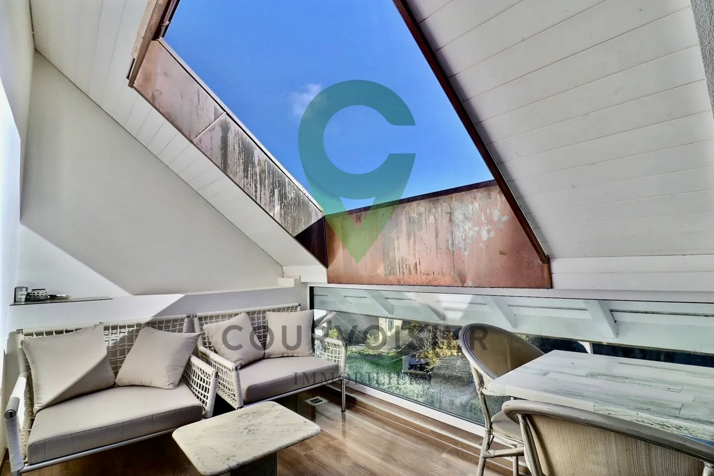 Appartamento Duplex Incantevole ad Aclens - Foto 10 di 11