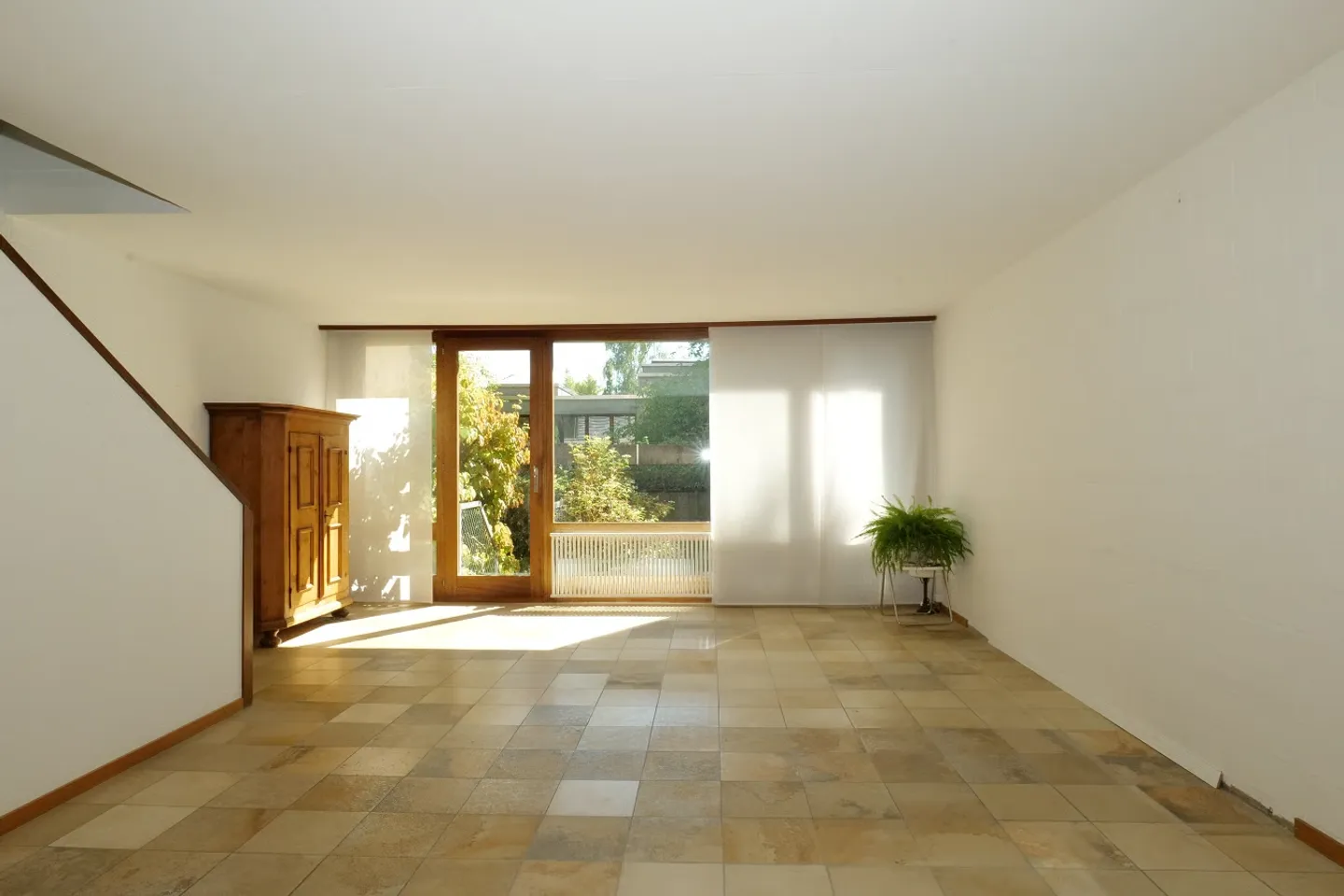 Charming Single Family Home - Photo 2 of 17