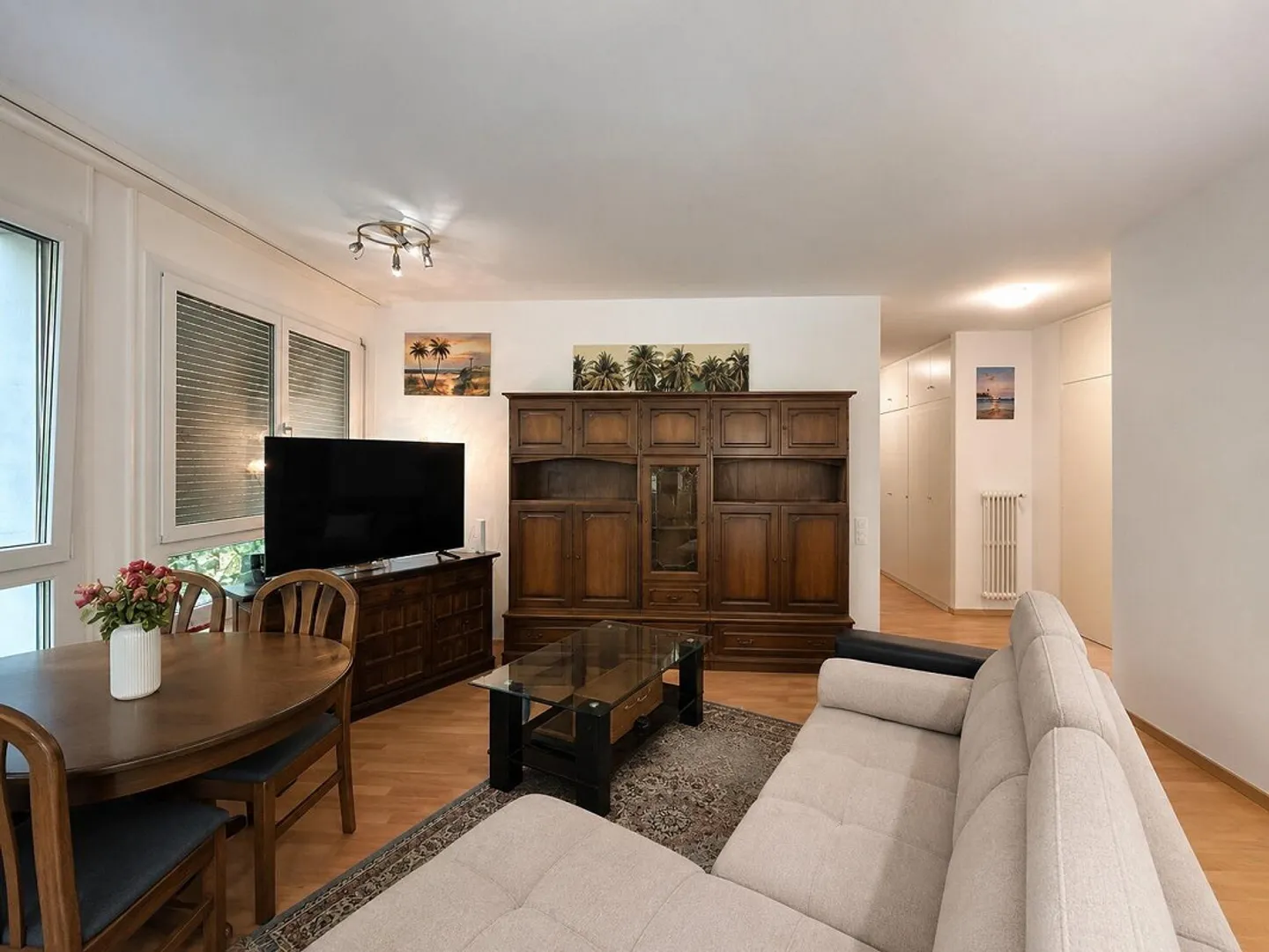 GROßE 3.5 ZIMMER MIT GROSSARTIGEM PRIVATGARTEN IN LUGANO BESSO - Foto 6 von 9