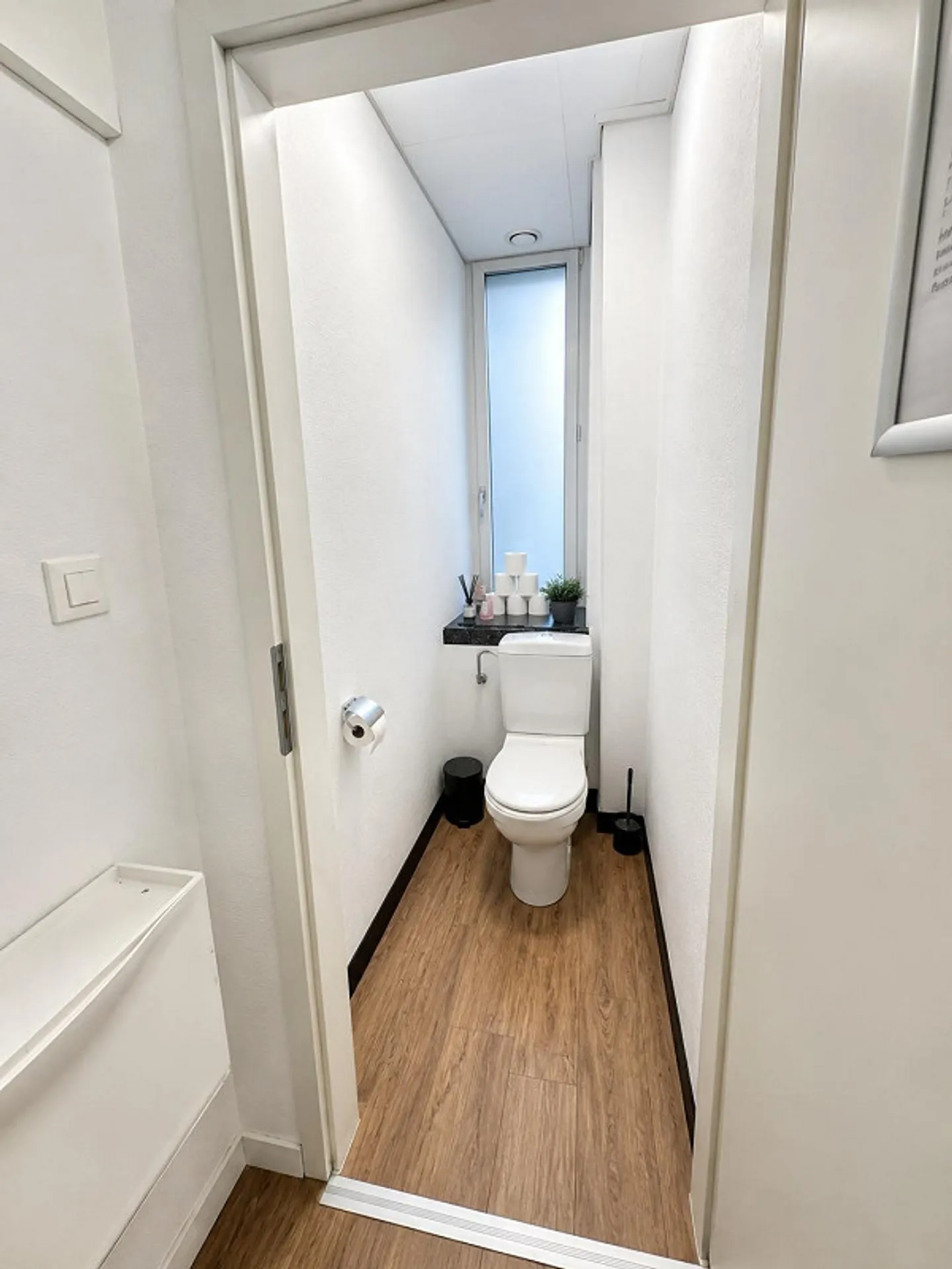 Espace de vente attrayant dans un emplacement de choix - disponible à partir du 01.08.2026 - Photo 4 sur 4