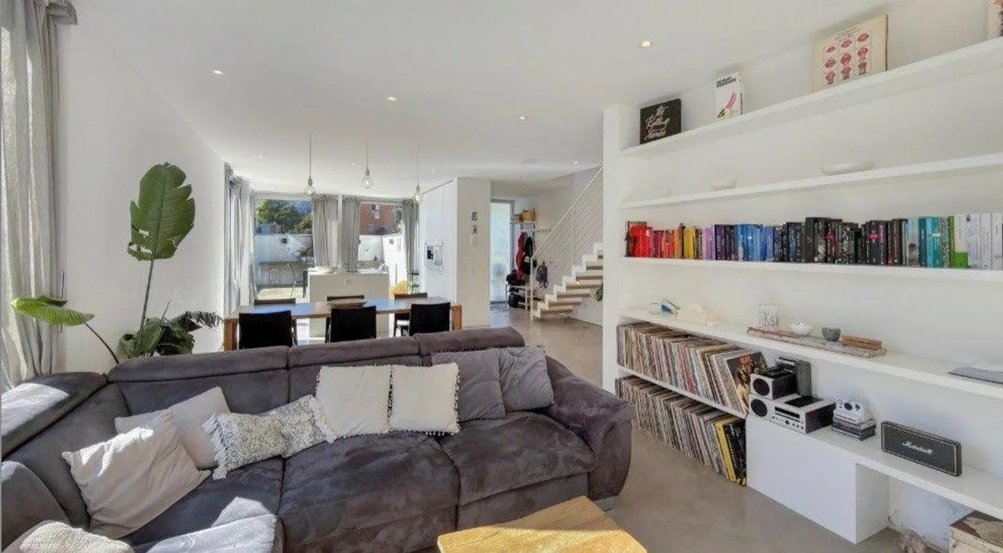 Design Villa 5.5 Rooms - Photo 2 of 13