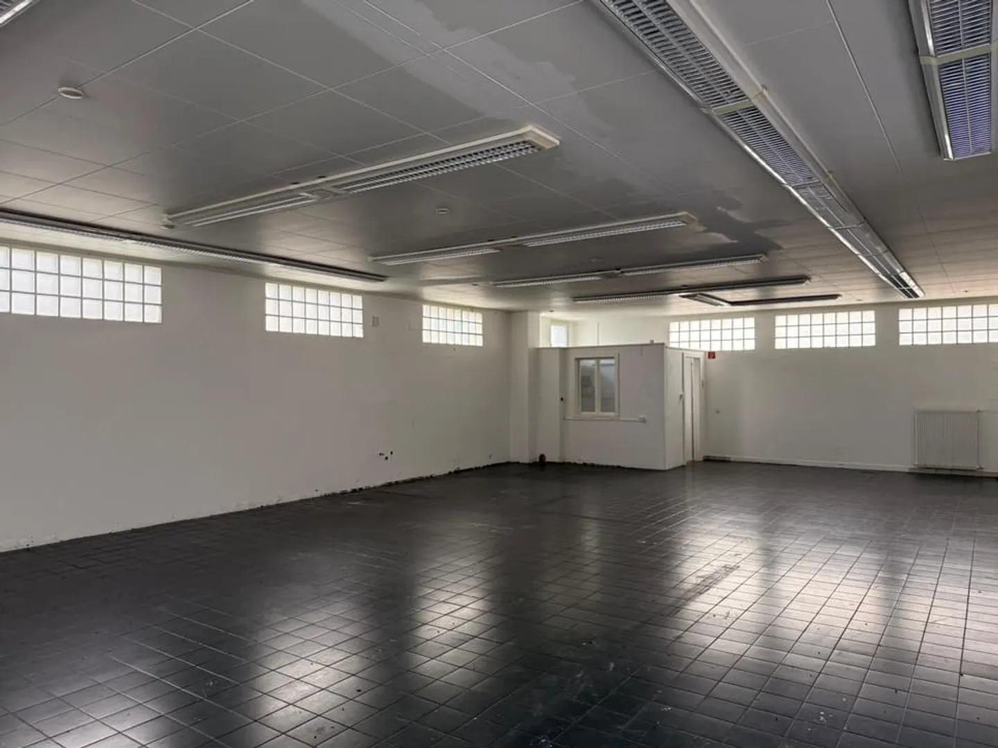 Local commercial polyvalent au coeur du val d'Hérens - Photo 3 sur 11