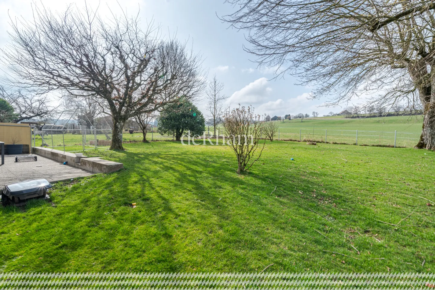 Renovierte Farm mit zwei Wohnungen auf einem Grundstück von 2'358 m2 - Foto 14 von 23