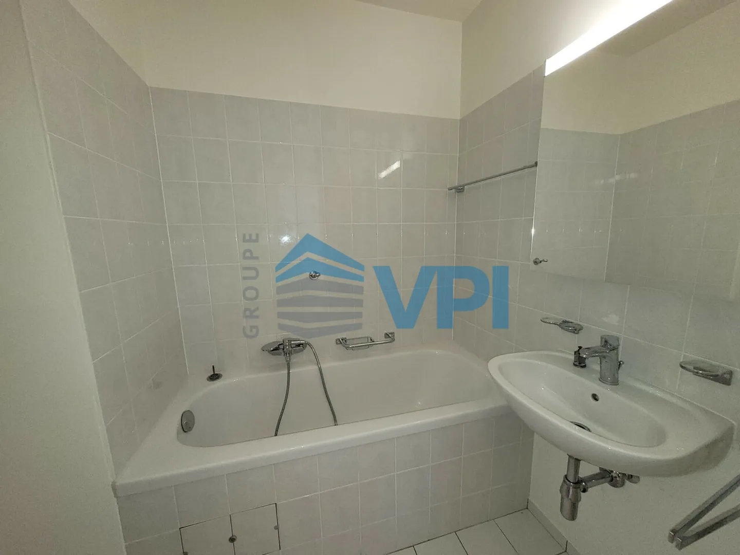 Eaux-Vives - appartement traversant de 3 pièces - Photo 12 sur 19