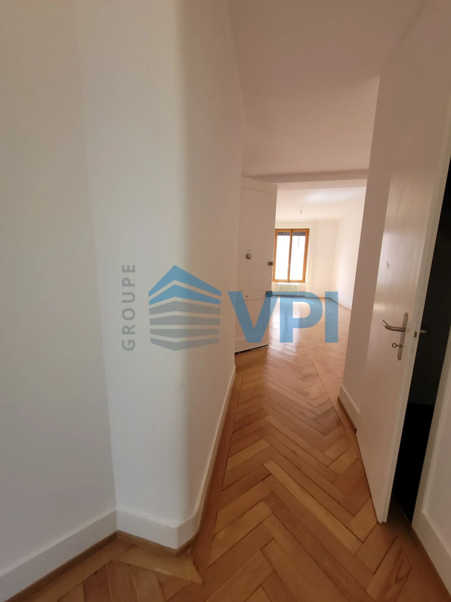 Eaux-Vives - appartement traversant de 3 pièces - Photo 13 sur 19