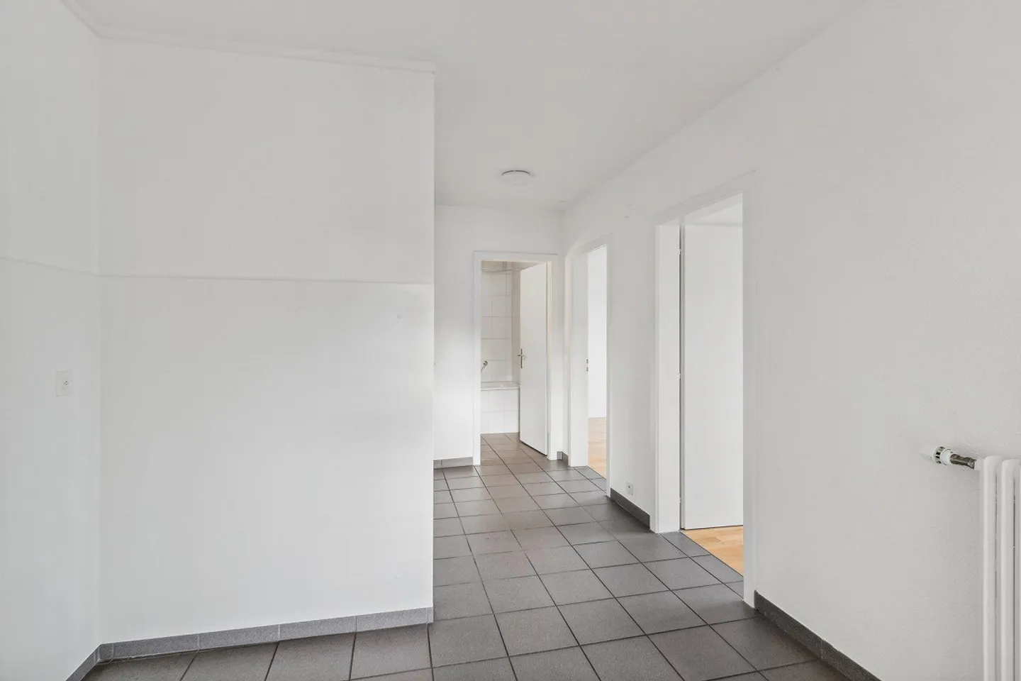 Geräumige Wohnung in Fribourg - Foto 8 von 9