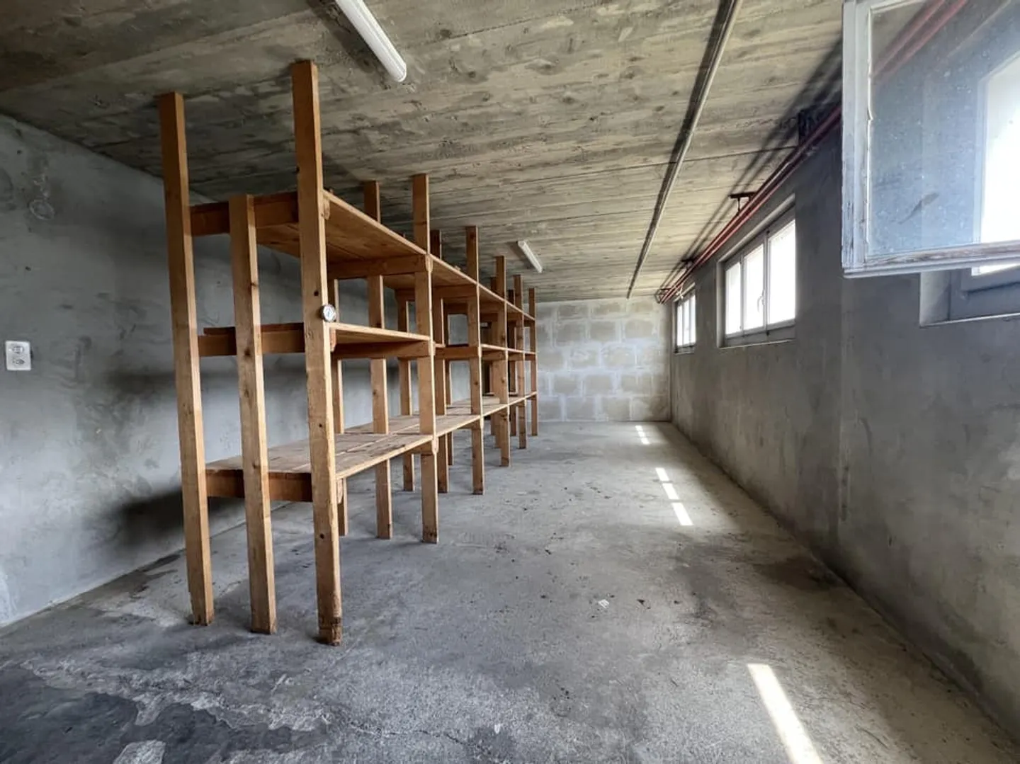 Local commercial polyvalent au coeur du val d'Hérens - Photo 8 sur 11