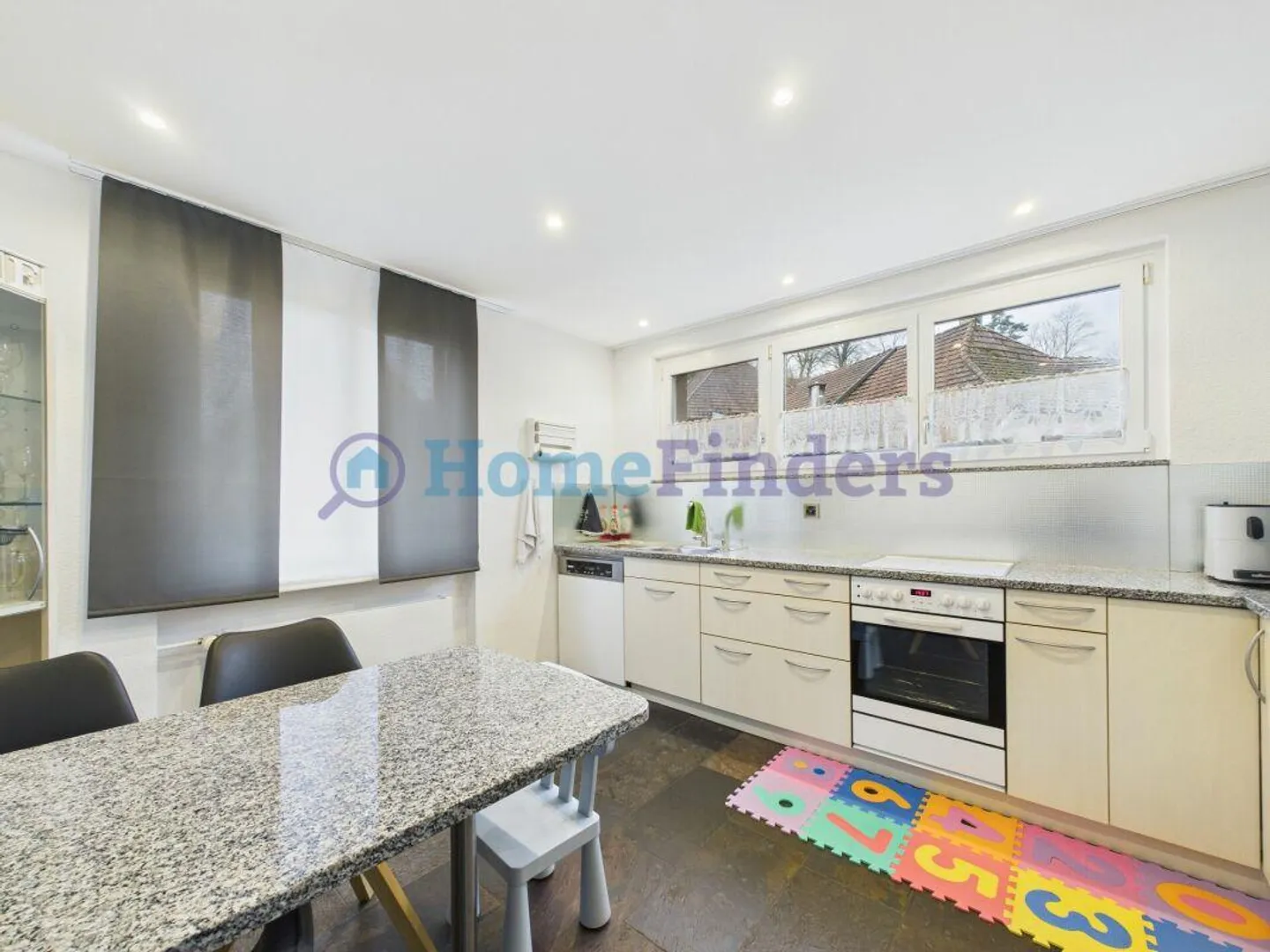 Geräumige Wohnung mit Garten - Foto 5 von 17